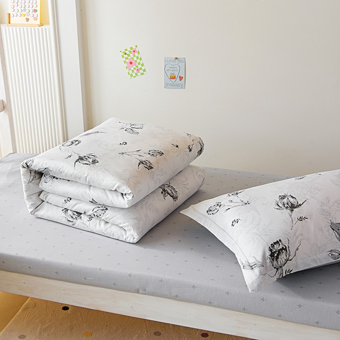 91家纺网 家纺一手货源 找家纺 天之爱 2025新款全棉纯棉学生上下铺宿舍三件套多件套六件套第二批 玫瑰夜语