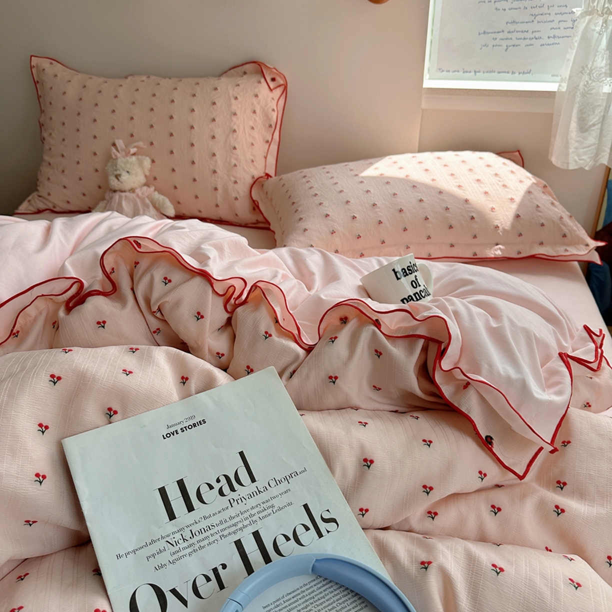 91家纺网 家纺一手货源 找家纺 轻奢坊 2025新款小樱桃大提花剪花水洗棉密拷花边四件套 密拷花边小樱桃珊瑚粉