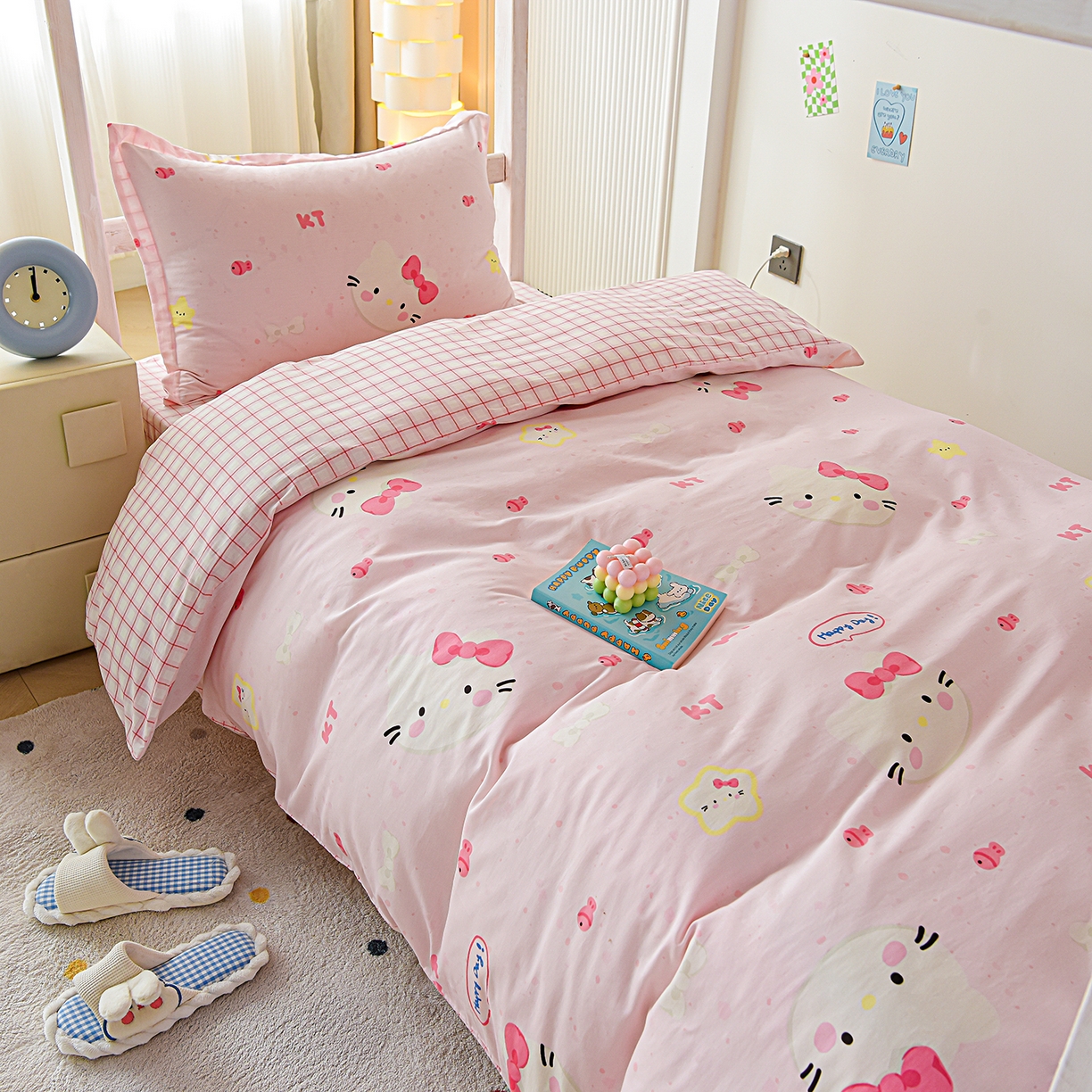 91家纺网 家纺一手货源 找家纺 天之爱 2025新款全棉纯棉印花三件套学生六件套 甜美Kitty