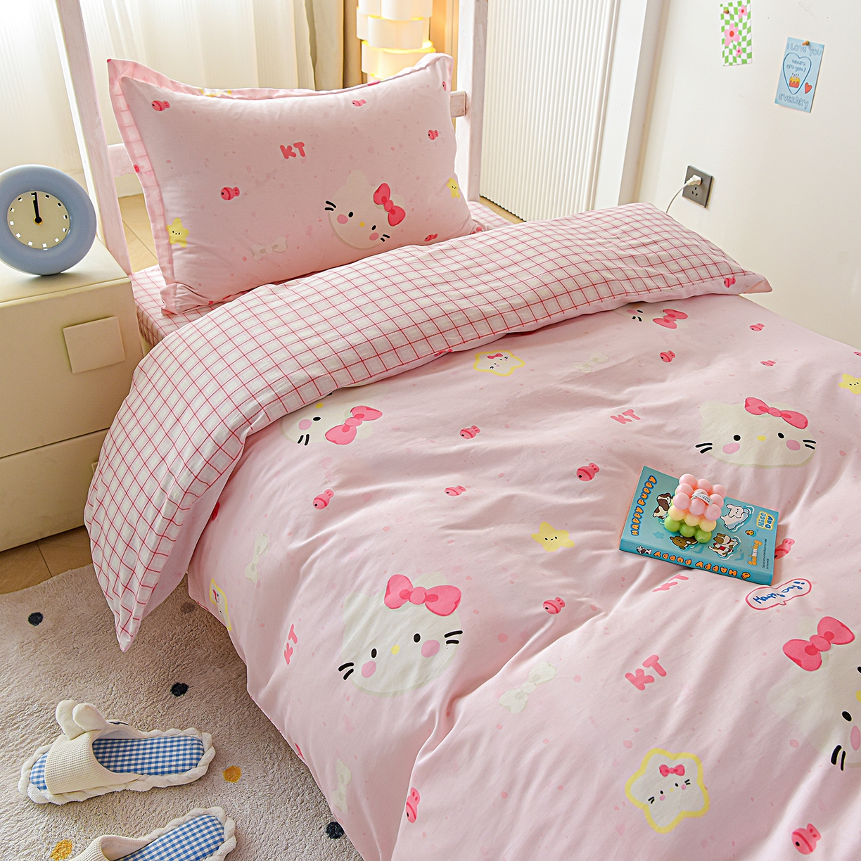 91家纺网 家纺一手货源 找家纺 天之爱 2025新款全棉纯棉印花三件套学生六件套 甜美Kitty