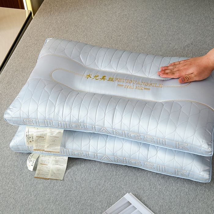 91家纺网 家纺一手货源 找家纺 蝶飞舞 2025新款豪华水光真丝乳胶层枕头枕芯 莫代尔水光真丝枕头枕芯 水光真丝-蓝色 48*74cm