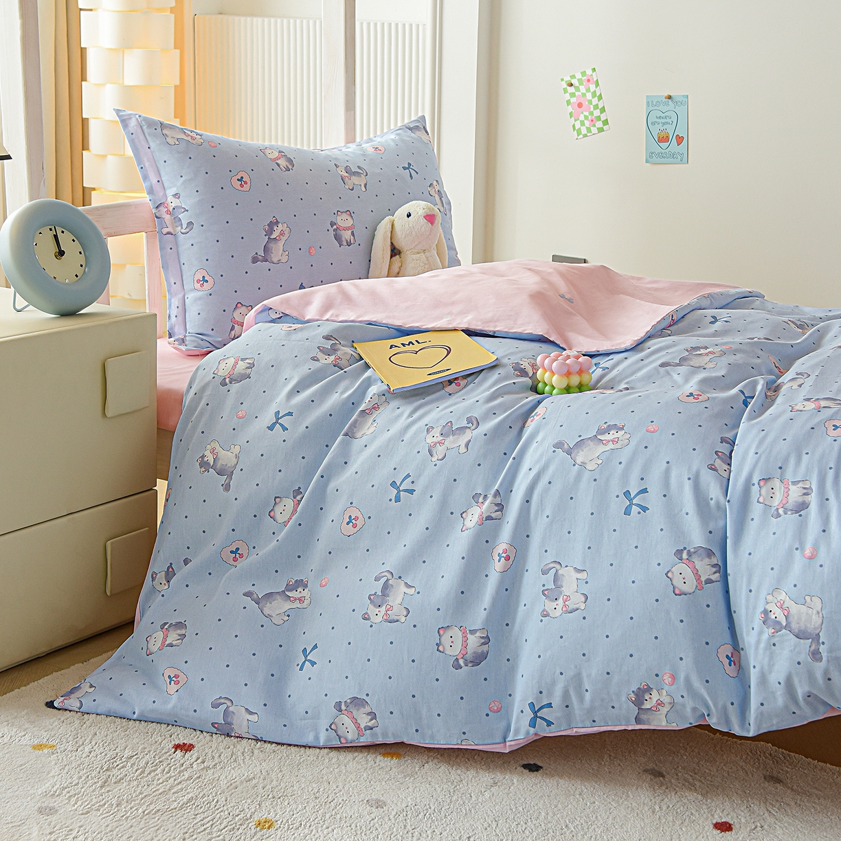 91家纺网 家纺一手货源 找家纺 天之爱 2025新款全棉纯棉印花三件套学生六件套 樱桃小喵