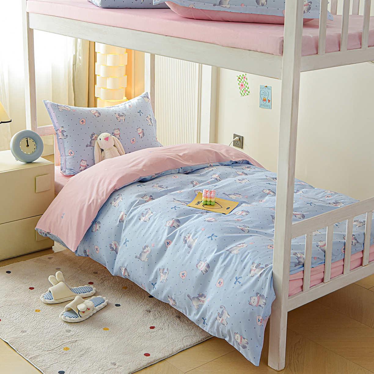 91家纺网 家纺一手货源 找家纺 天之爱 2025新款全棉纯棉印花三件套学生六件套 樱桃小喵