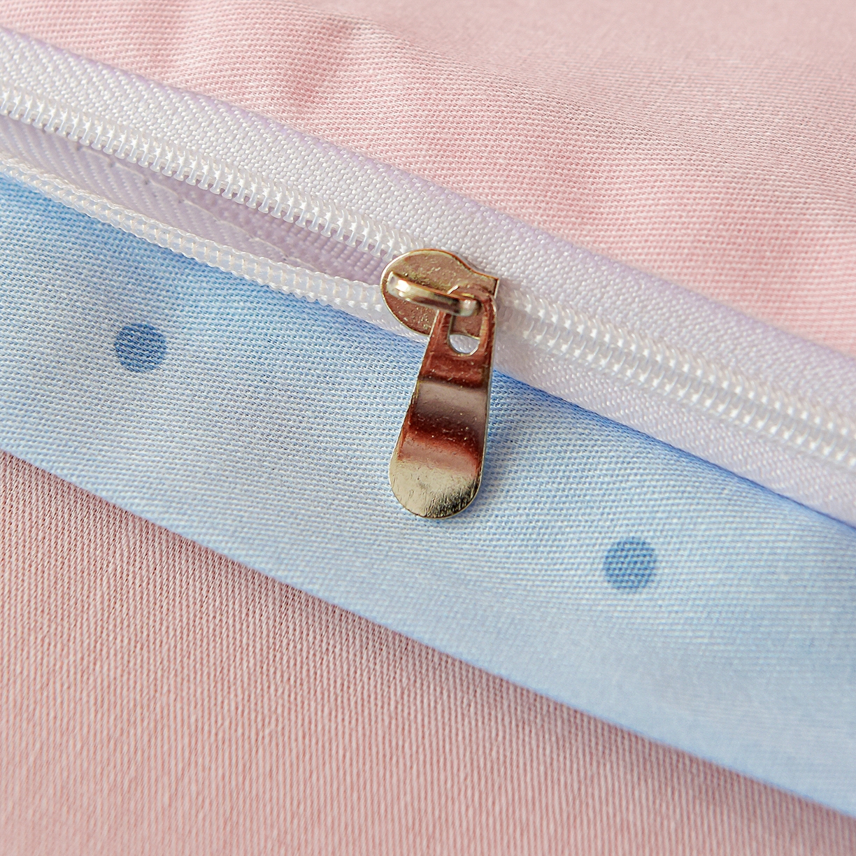 91家纺网 家纺一手货源 找家纺 天之爱 2025新款全棉纯棉印花三件套学生六件套 樱桃小喵