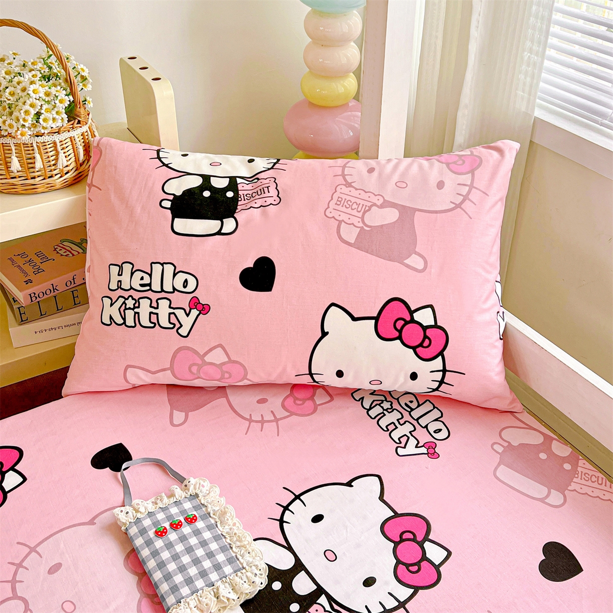 91家纺网 家纺一手货源 找家纺 名兮家居 2025-奥特曼-三丽鸥全棉13372学生床上下铺床笠【含防伪标】 爱心kt