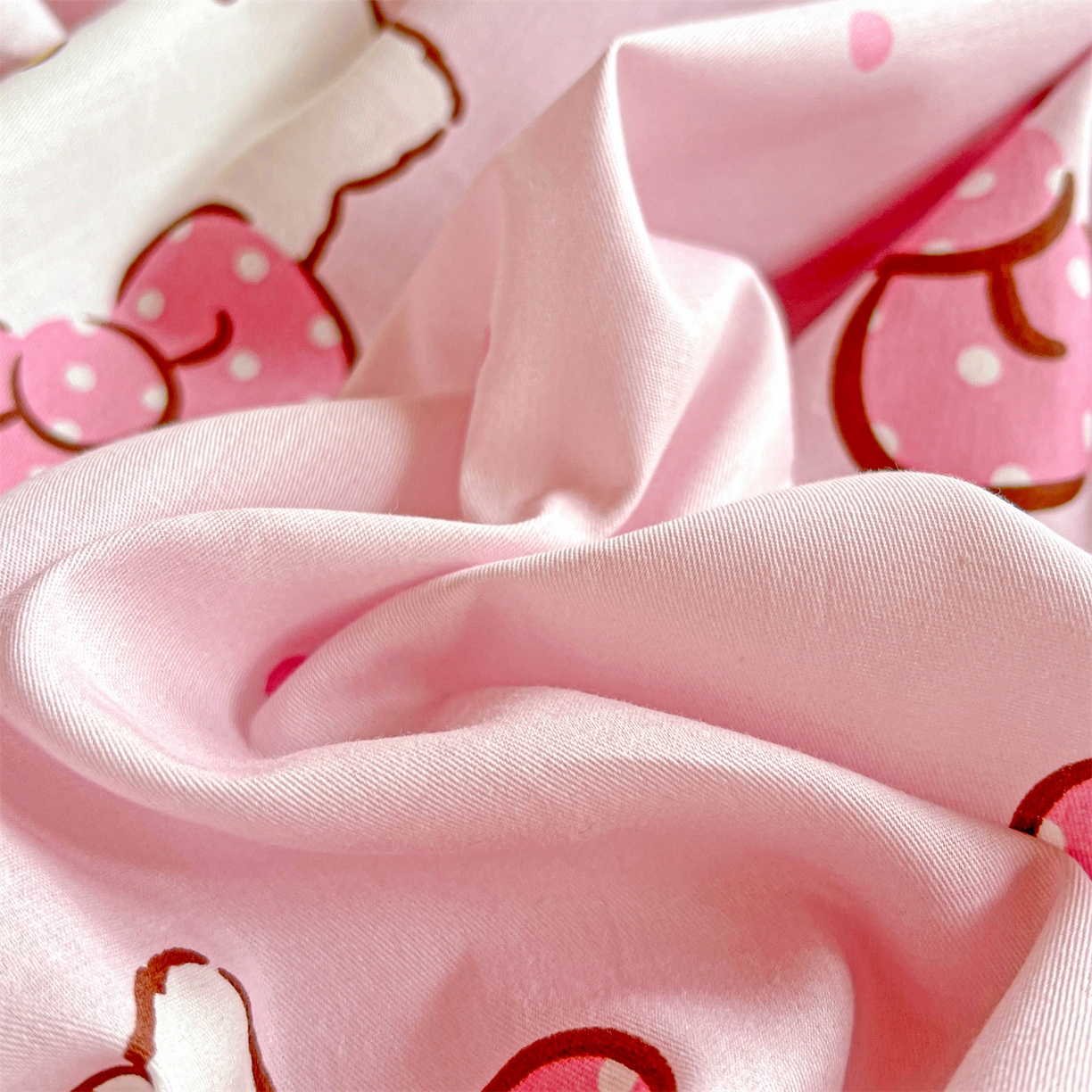 91家纺网 家纺一手货源 找家纺 名兮家居 2025-奥特曼-三丽鸥全棉13372学生床上下铺床笠【含防伪标】 呆萌kt