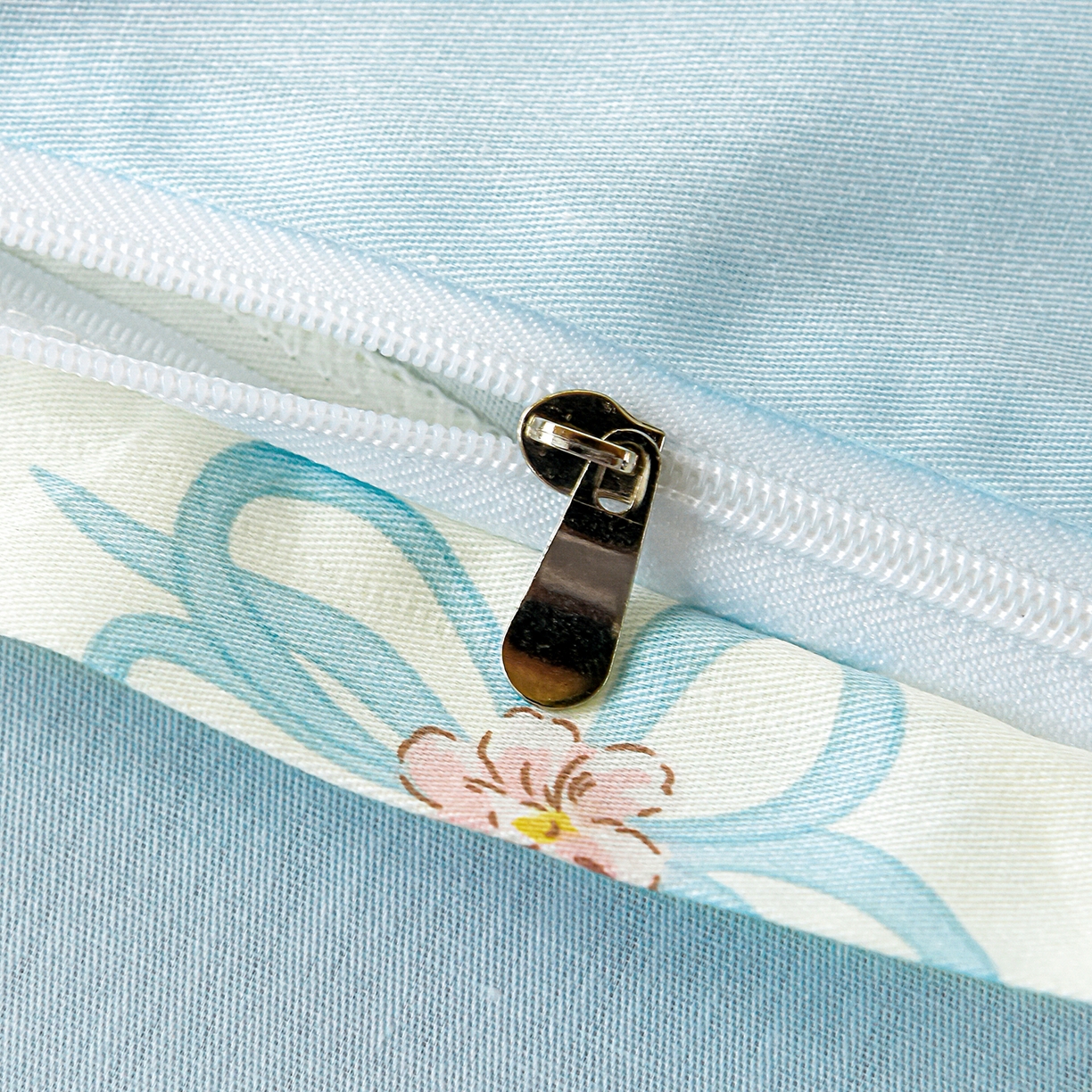 91家纺网 家纺一手货源 找家纺 天之爱 2025新款全棉纯棉印花三件套学生六件套 幽幽花间兔