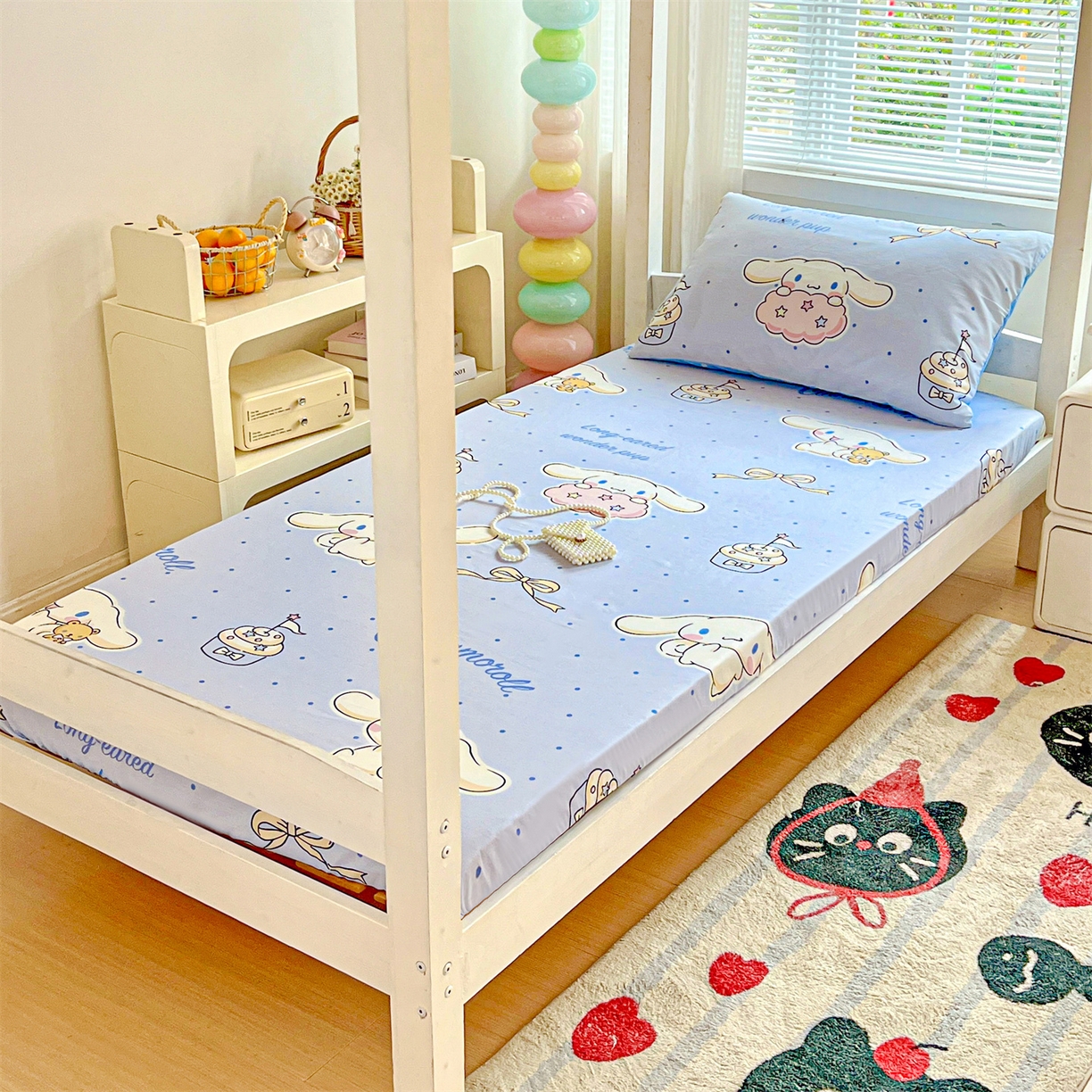 91家纺网 家纺一手货源 找家纺 名兮家居 2025-奥特曼-三丽鸥全棉13372学生床上下铺床笠【含防伪标】 点点玉桂狗