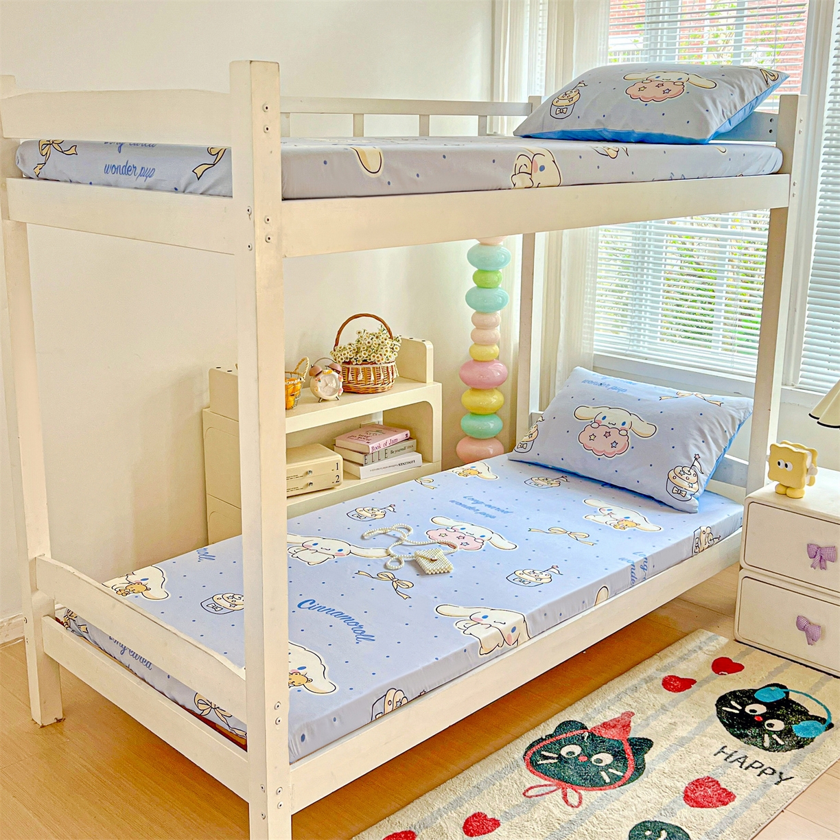 91家纺网 家纺一手货源 找家纺 名兮家居 2025-奥特曼-三丽鸥全棉13372学生床上下铺床笠【含防伪标】 点点玉桂狗