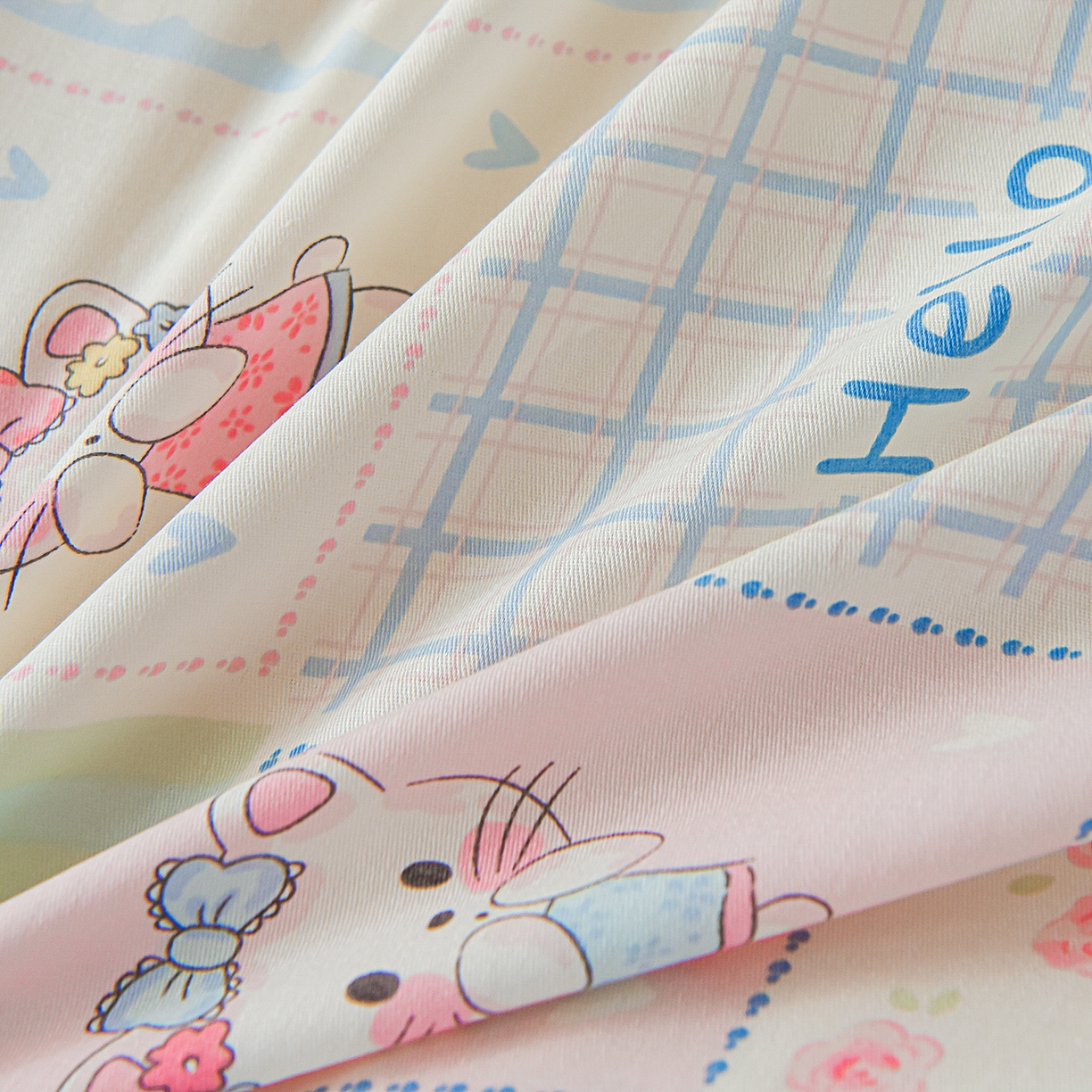 91家纺网 家纺一手货源 找家纺 天之爱 2025新款全棉纯棉印花三件套学生六件套 小确幸