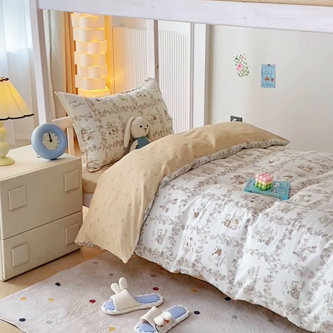 91家纺网 家纺一手货源 找家纺 天之爱 2025新款全棉纯棉印花三件套学生六件套 乡野小筑