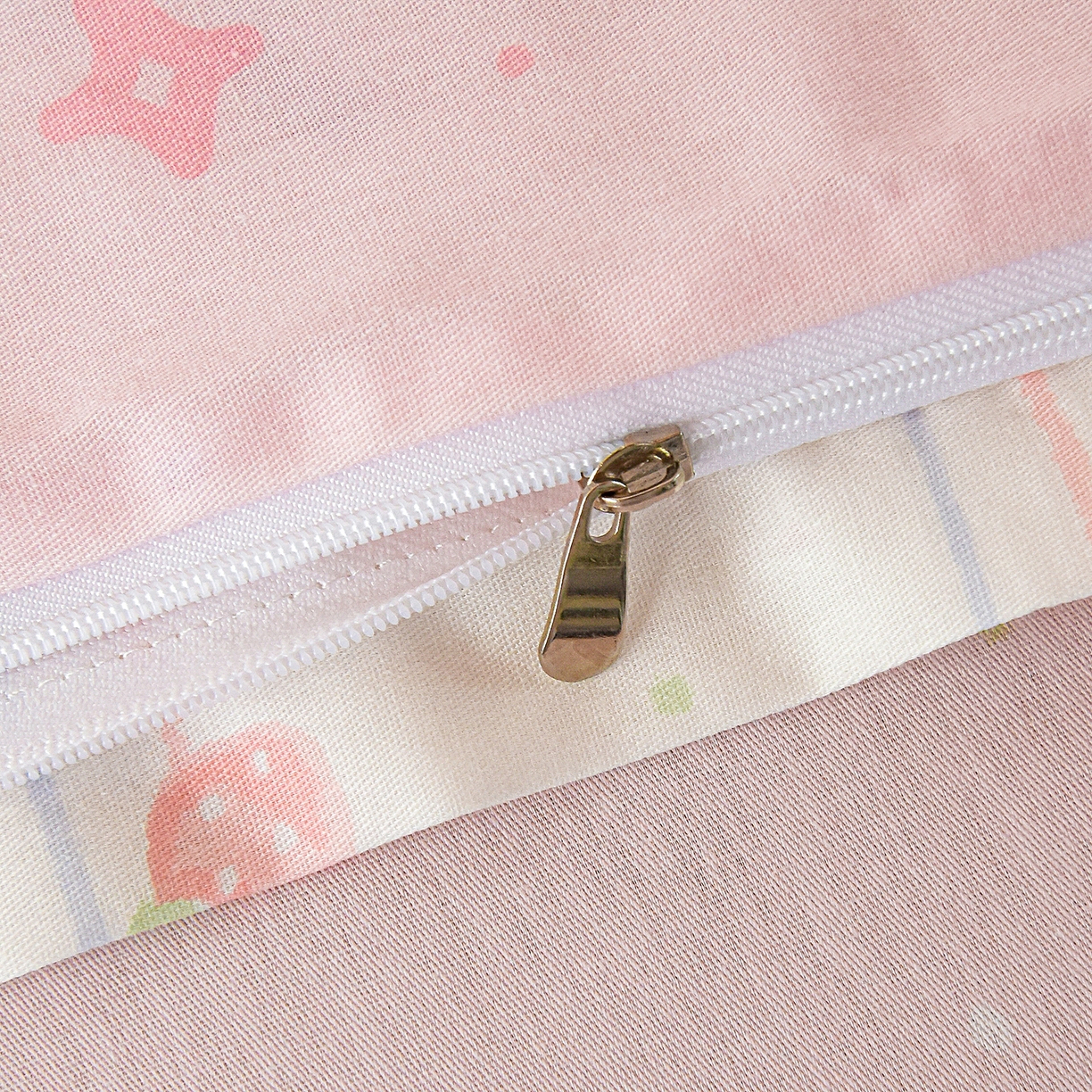 91家纺网 家纺一手货源 找家纺 天之爱 2025新款全棉纯棉印花三件套学生六件套 甜心可爱猫