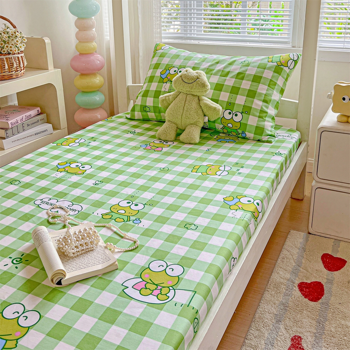 91家纺网 家纺一手货源 找家纺 名兮家居 2025-奥特曼-三丽鸥全棉13372学生床上下铺床笠【含防伪标】 格子大眼蛙