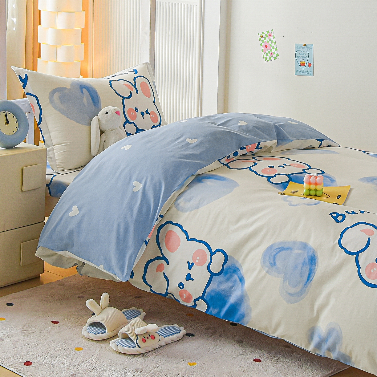 91家纺网 家纺一手货源 找家纺 天之爱 2025新款全棉纯棉印花三件套学生六件套 晴天小兔