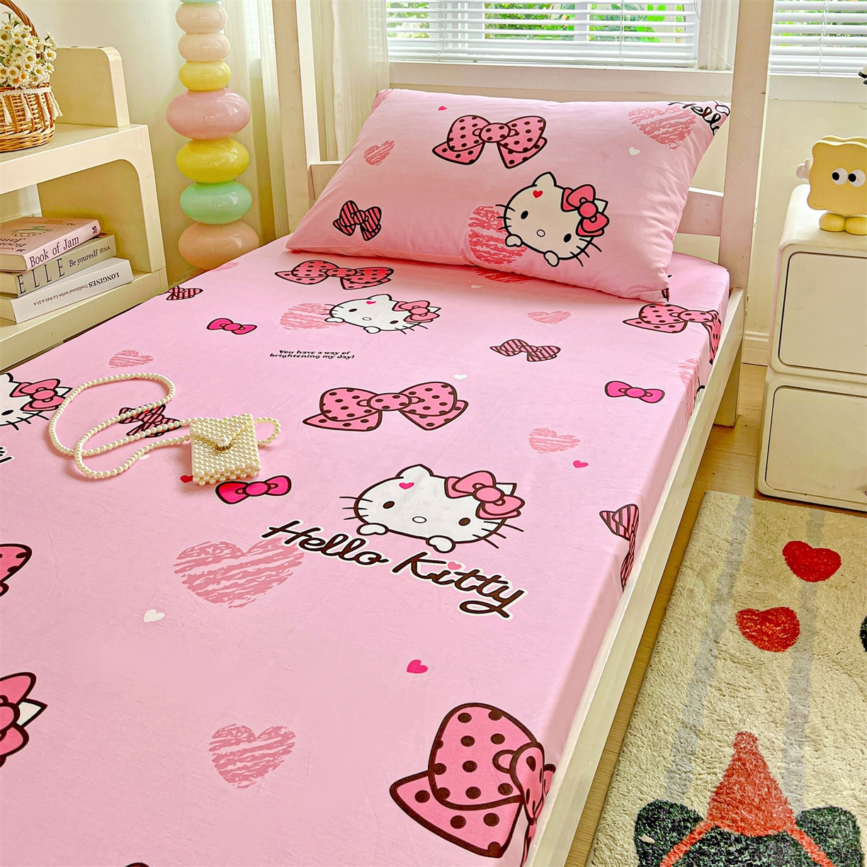 91家纺网 家纺一手货源 找家纺 名兮家居 2025-奥特曼-三丽鸥全棉13372学生床上下铺床笠【含防伪标】 蝴蝶结kt