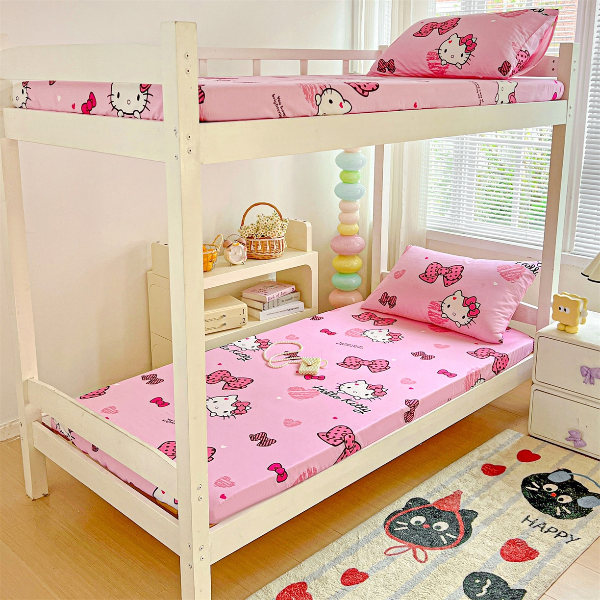 91家纺网 家纺一手货源 找家纺 名兮家居 2025-奥特曼-三丽鸥全棉13372学生床上下铺床笠【含防伪标】 蝴蝶结kt