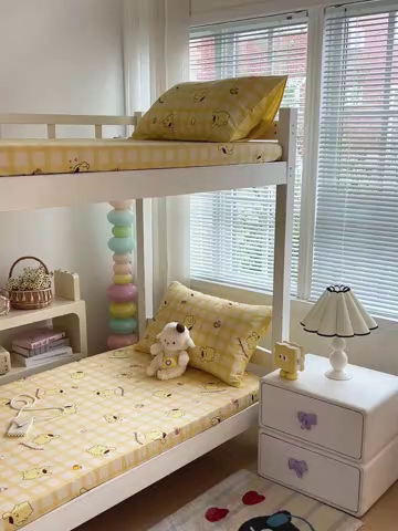 91家纺网 家纺一手货源 找家纺 名兮家居 2025-奥特曼-三丽鸥全棉13372学生床上下铺床笠【含防伪标】 可可布丁狗