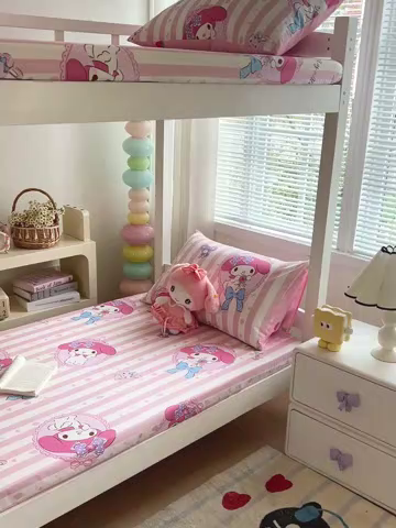 91家纺网 家纺一手货源 找家纺 名兮家居 2025-奥特曼-三丽鸥全棉13372学生床上下铺床笠【含防伪标】 竖条美乐蒂