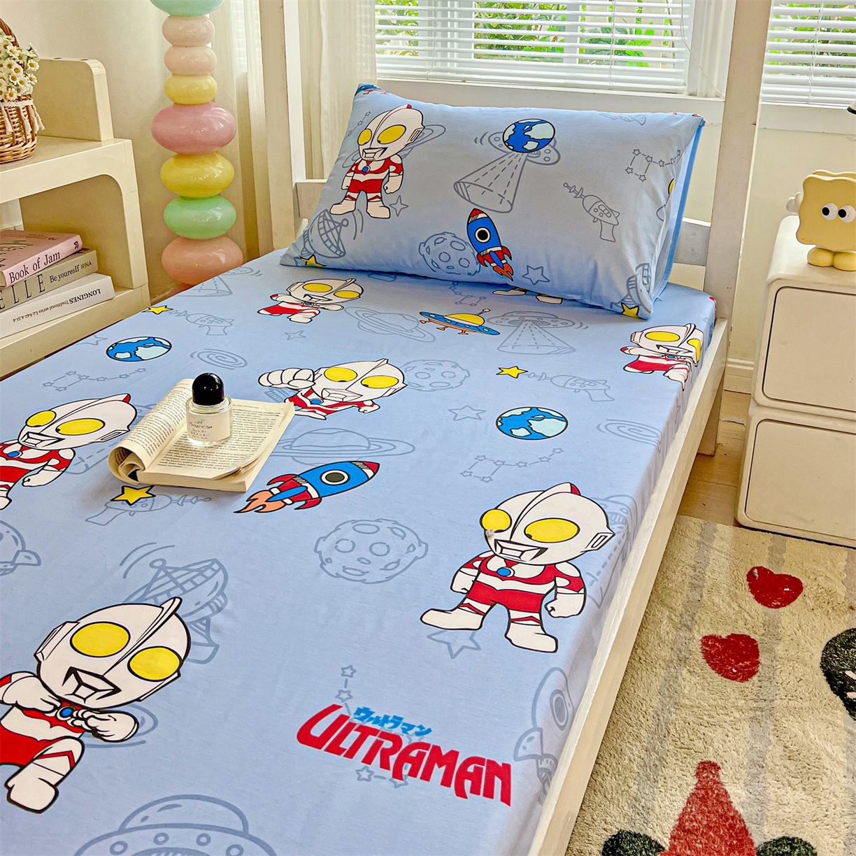 91家纺网 家纺一手货源 找家纺 名兮家居 2025-奥特曼-三丽鸥全棉13372学生床上下铺床笠【含防伪标】 太空奥特曼