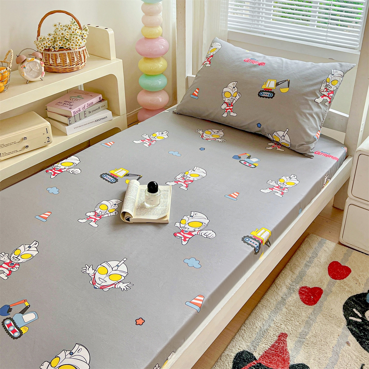 91家纺网 家纺一手货源 找家纺 名兮家居 2025-奥特曼-三丽鸥全棉13372学生床上下铺床笠【含防伪标】 宇宙小分队