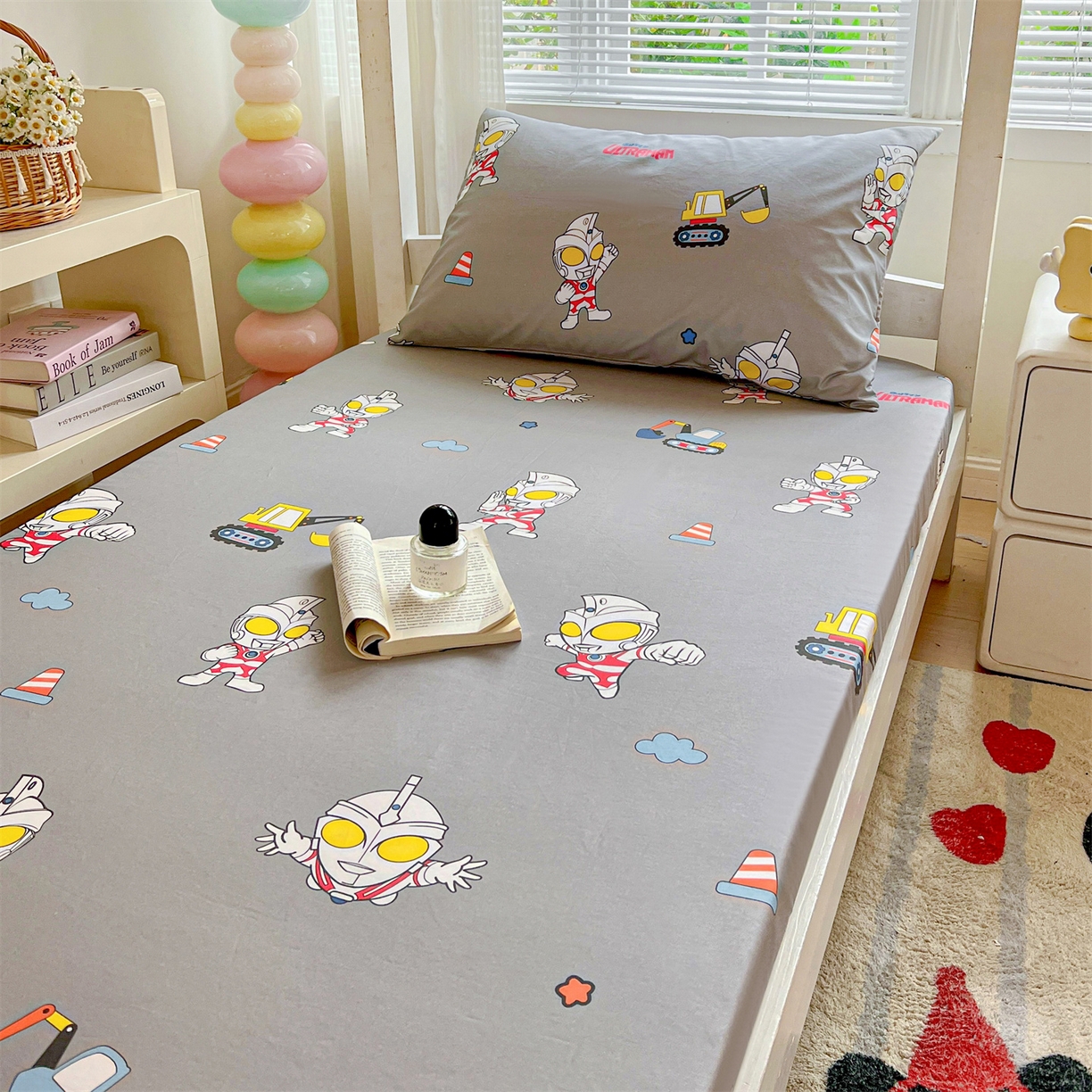 91家纺网 家纺一手货源 找家纺 名兮家居 2025-奥特曼-三丽鸥全棉13372学生床上下铺床笠【含防伪标】 宇宙小分队