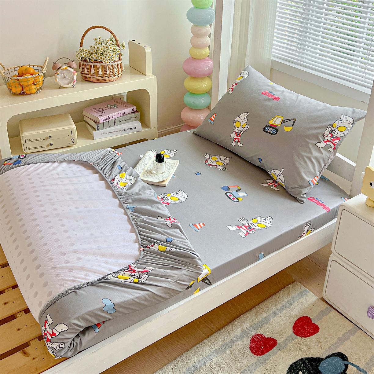 91家纺网 家纺一手货源 找家纺 名兮家居 2025-奥特曼-三丽鸥全棉13372学生床上下铺床笠【含防伪标】 宇宙小分队