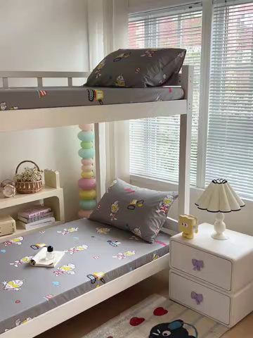 91家纺网 家纺一手货源 找家纺 名兮家居 2025-奥特曼-三丽鸥全棉13372学生床上下铺床笠【含防伪标】 宇宙小分队