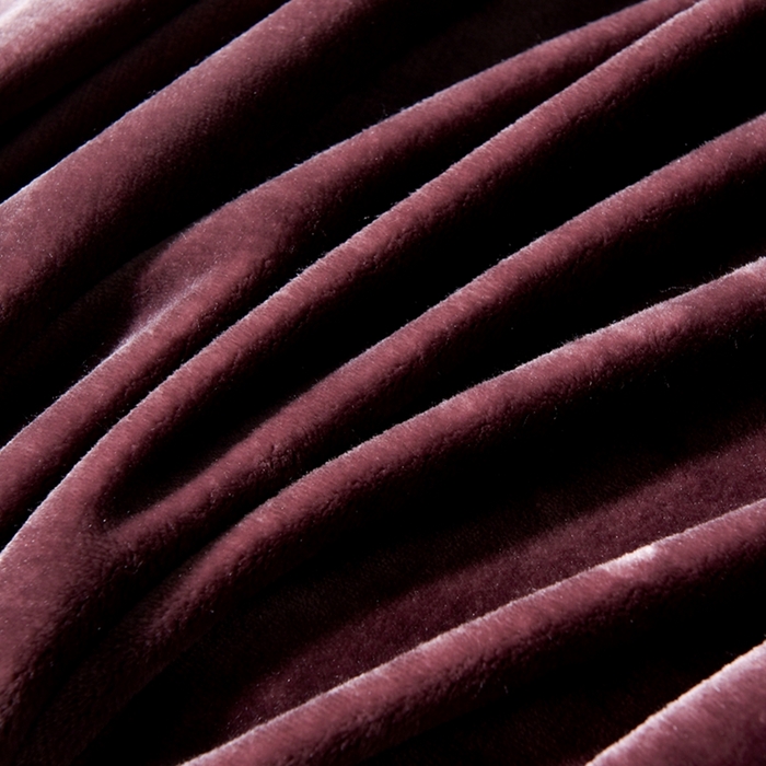 91家纺网 家纺一手货源 找家纺 馨米莱家纺2025新款贝壳边牛奶绒毛毯 豆沙色