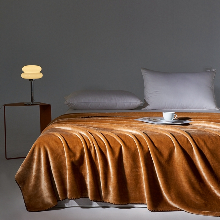 馨米莱家纺2025新款贝壳边牛奶绒毛毯 卡其驼