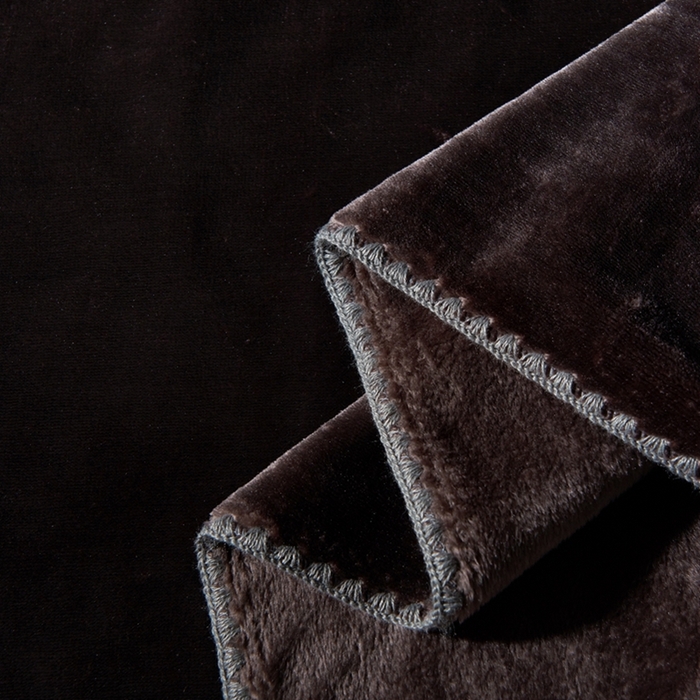 91家纺网 家纺一手货源 找家纺 馨米莱家纺2025新款贝壳边牛奶绒毛毯 深灰色