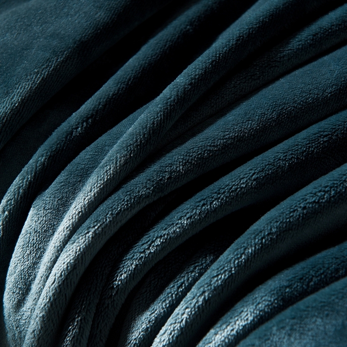 91家纺网 家纺一手货源 找家纺 馨米莱家纺2025新款贝壳边牛奶绒毛毯 墨绿色