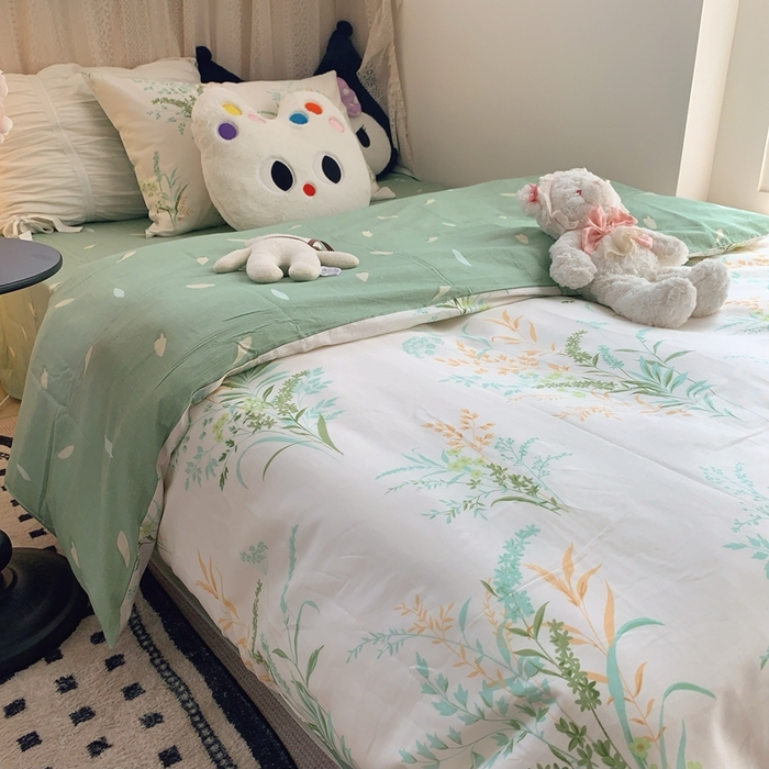 91家纺网 家纺一手货源 找家纺 莱豫家纺 2025春夏新款学生季全棉纯棉印花上下铺三件套学生宿舍三件套 爱莲娜