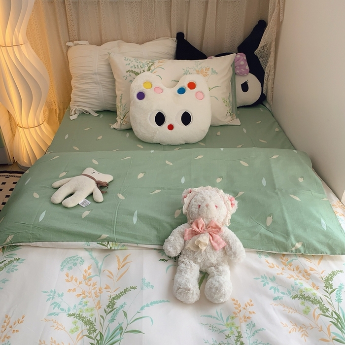 91家纺网 家纺一手货源 找家纺 莱豫家纺 2025春夏新款学生季全棉纯棉印花上下铺三件套学生宿舍三件套 爱莲娜