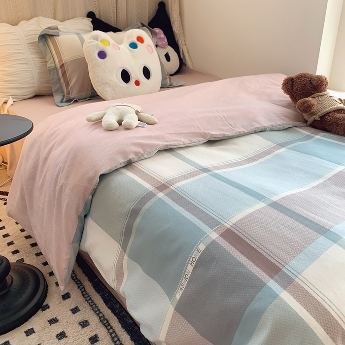 91家纺网 家纺一手货源 找家纺 莱豫家纺 2025春夏新款学生季全棉纯棉印花上下铺三件套学生宿舍三件套 方格绿