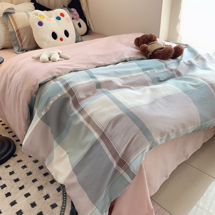 91家纺网 家纺一手货源 找家纺 莱豫家纺 2025春夏新款学生季全棉纯棉印花上下铺三件套学生宿舍三件套 方格绿