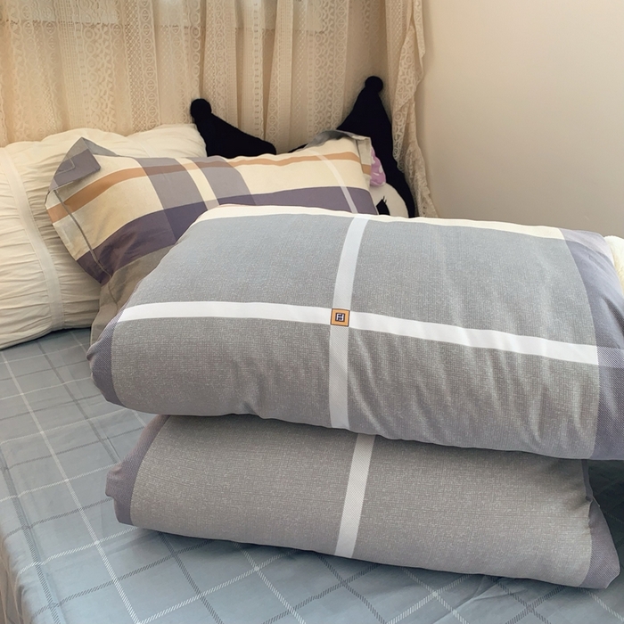 91家纺网 家纺一手货源 找家纺 莱豫家纺 2025春夏新款学生季全棉纯棉印花上下铺三件套学生宿舍三件套 阶梯灰