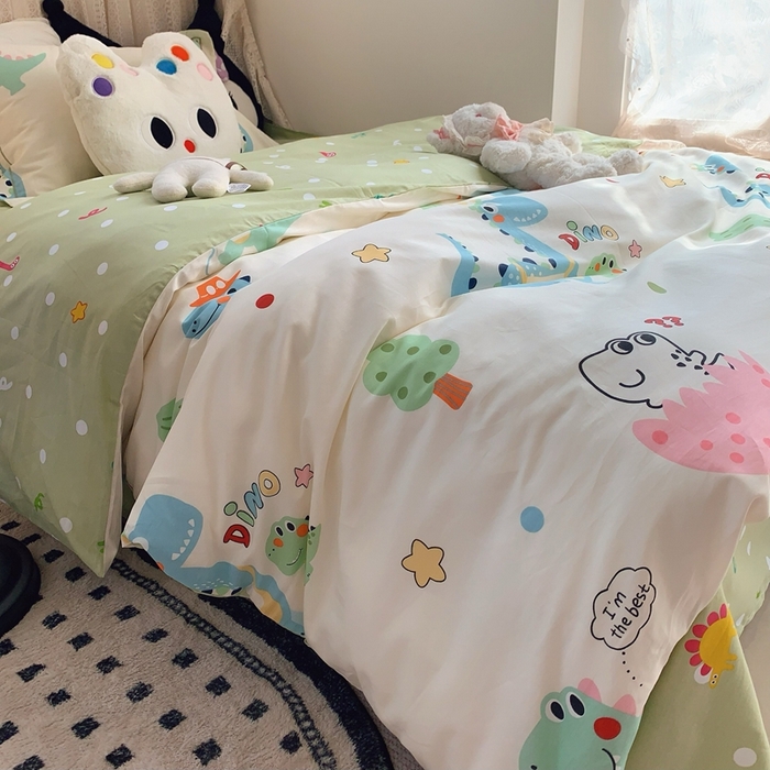 91家纺网 家纺一手货源 找家纺 莱豫家纺 2025春夏新款学生季全棉纯棉印花上下铺三件套学生宿舍三件套 快乐旅行