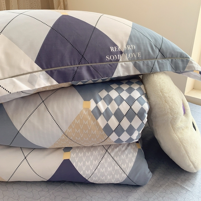 91家纺网 家纺一手货源 找家纺 莱豫家纺 2025春夏新款学生季全棉纯棉印花上下铺三件套学生宿舍三件套 拉斯图