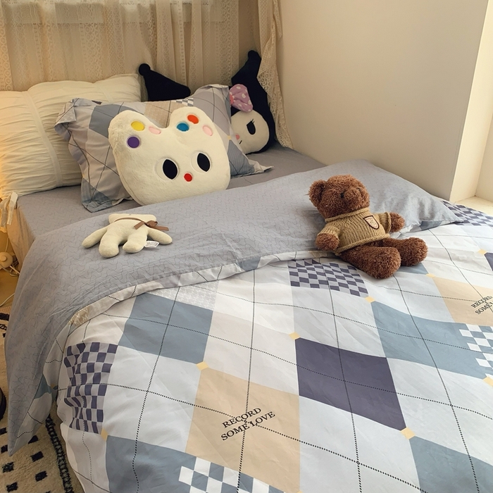 91家纺网 家纺一手货源 找家纺 莱豫家纺 2025春夏新款学生季全棉纯棉印花上下铺三件套学生宿舍三件套 拉斯图