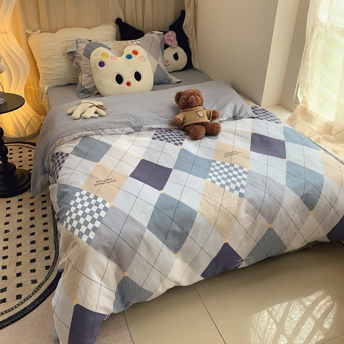 91家纺网 家纺一手货源 找家纺 莱豫家纺 2025春夏新款学生季全棉纯棉印花上下铺三件套学生宿舍三件套 拉斯图