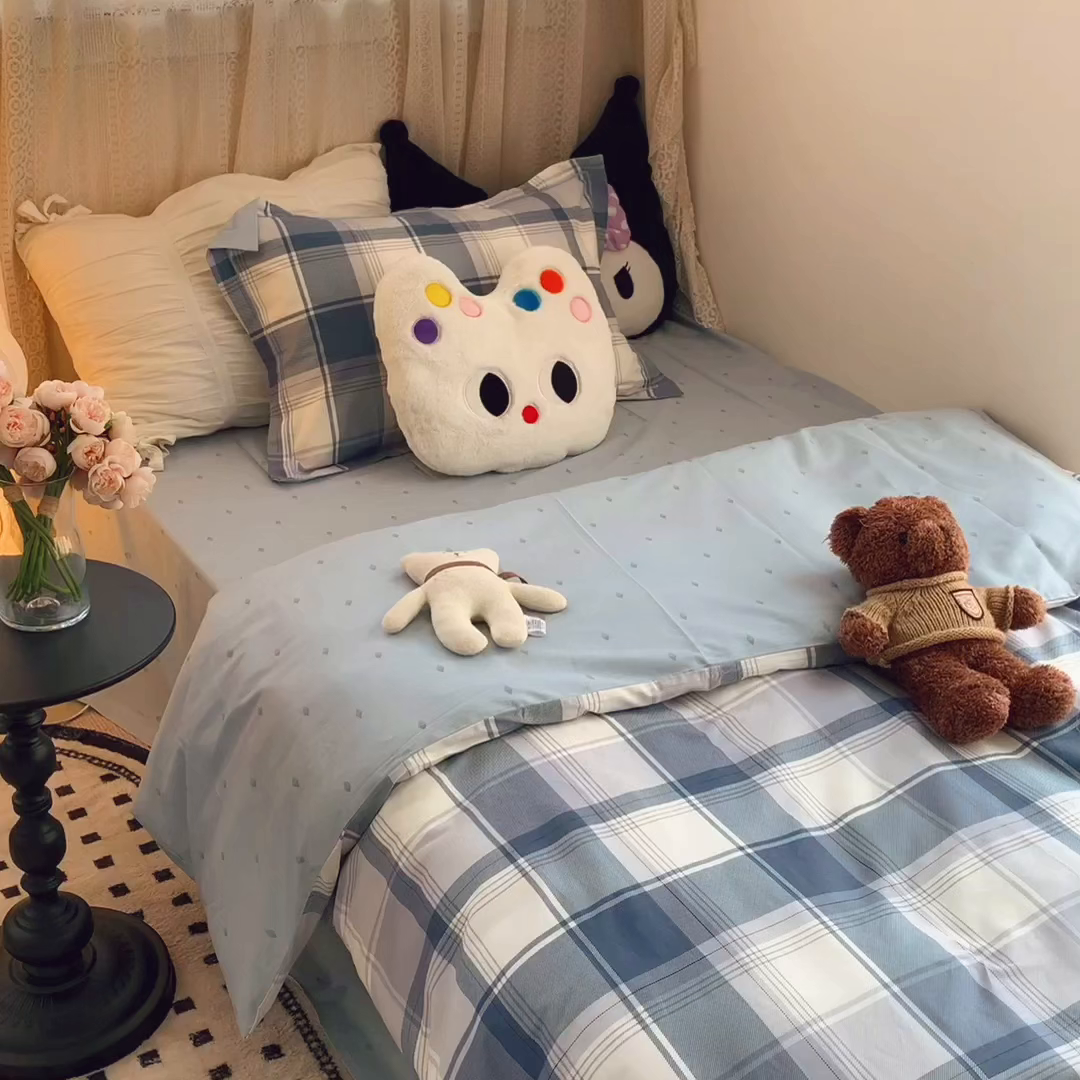 91家纺网 家纺一手货源 找家纺 莱豫家纺 2025春夏新款学生季全棉纯棉印花上下铺三件套学生宿舍三件套 蓝色大格