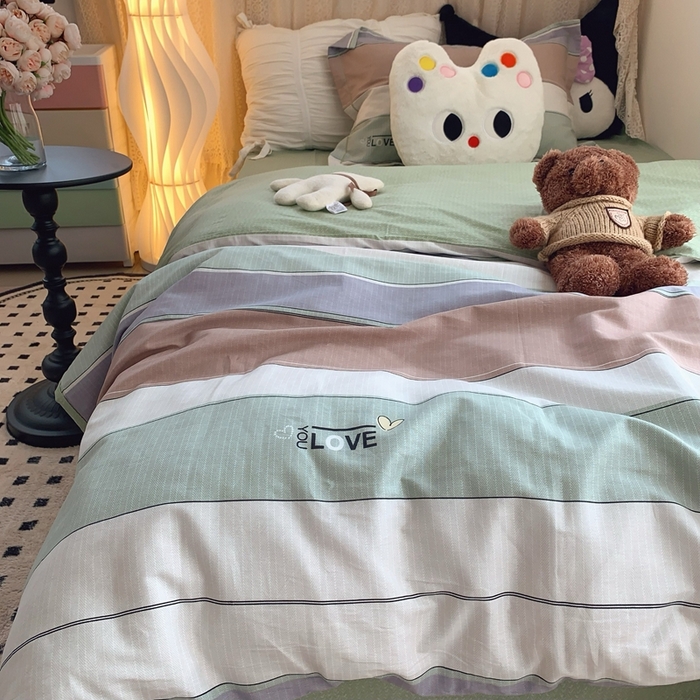 91家纺网 家纺一手货源 找家纺 莱豫家纺 2025春夏新款学生季全棉纯棉印花上下铺三件套学生宿舍三件套 麦浪指纹