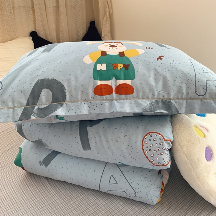 91家纺网 家纺一手货源 找家纺 莱豫家纺 2025春夏新款学生季全棉纯棉印花上下铺三件套学生宿舍三件套 蒙奇奇