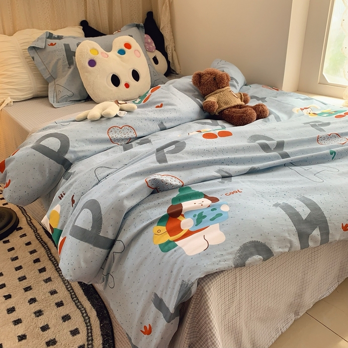 91家纺网 家纺一手货源 找家纺 莱豫家纺 2025春夏新款学生季全棉纯棉印花上下铺三件套学生宿舍三件套 蒙奇奇