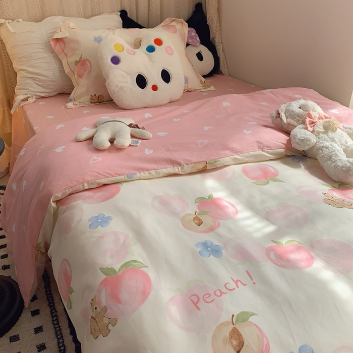 91家纺网 家纺一手货源 找家纺 莱豫家纺 2025春夏新款学生季全棉纯棉印花上下铺三件套学生宿舍三件套 蜜桃松鼠