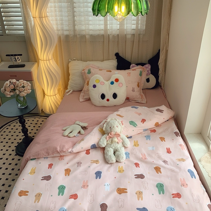 91家纺网 家纺一手货源 找家纺 莱豫家纺 2025春夏新款学生季全棉纯棉印花上下铺三件套学生宿舍三件套 喵星人粉