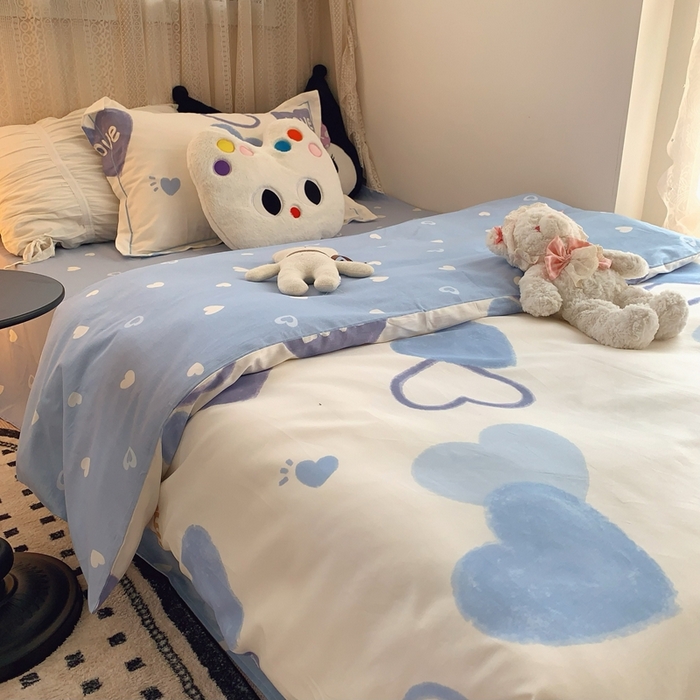 91家纺网 家纺一手货源 找家纺 莱豫家纺 2025春夏新款学生季全棉纯棉印花上下铺三件套学生宿舍三件套 奶油爱心蓝