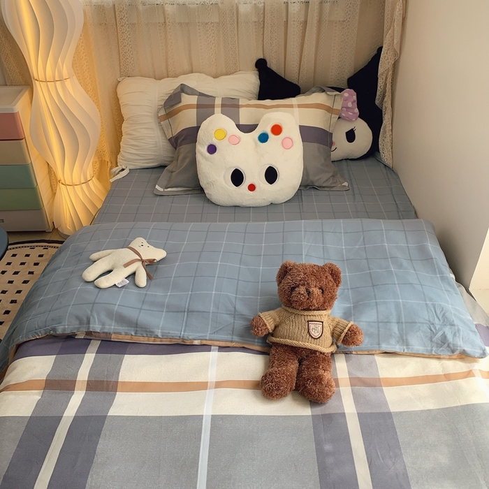 91家纺网 家纺一手货源 找家纺 莱豫家纺 2025春夏新款学生季全棉纯棉印花上下铺三件套学生宿舍三件套 速写格纹