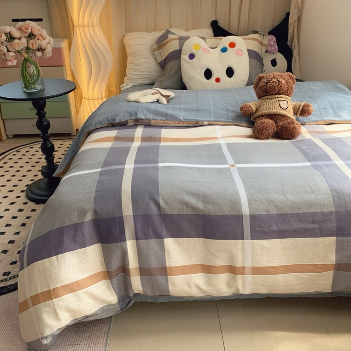 91家纺网 家纺一手货源 找家纺 莱豫家纺 2025春夏新款学生季全棉纯棉印花上下铺三件套学生宿舍三件套 速写格纹