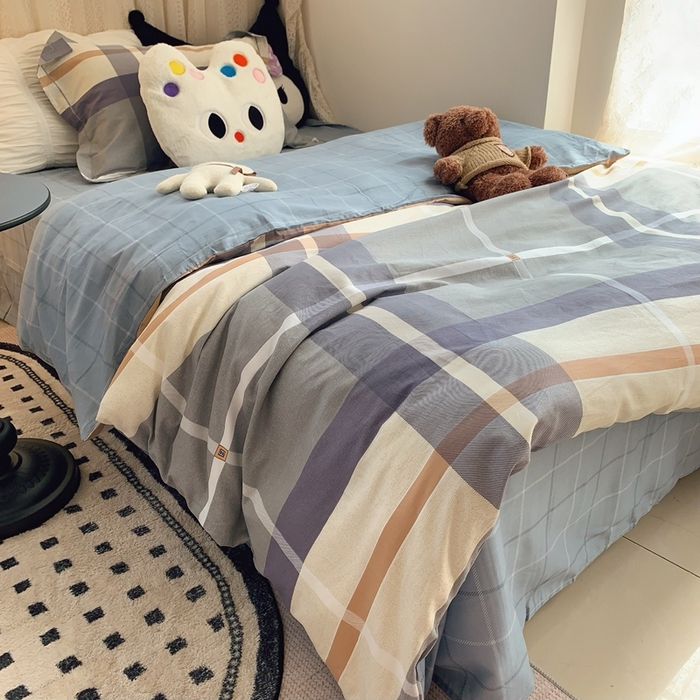 91家纺网 家纺一手货源 找家纺 莱豫家纺 2025春夏新款学生季全棉纯棉印花上下铺三件套学生宿舍三件套 速写格纹